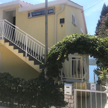 Apartments Ljiljana Klek Exteriör bild